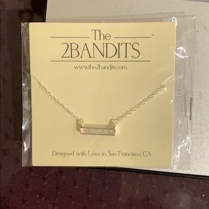 The 2Bandits Bar necklace